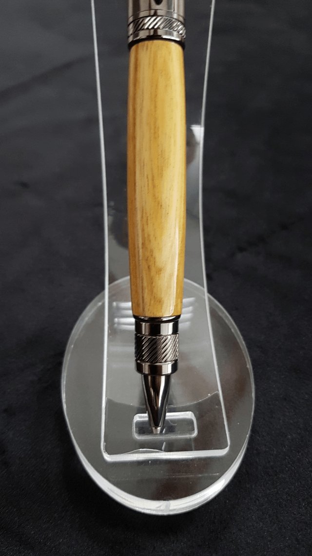 Stylo Magneto en bois d'arbre de judée
