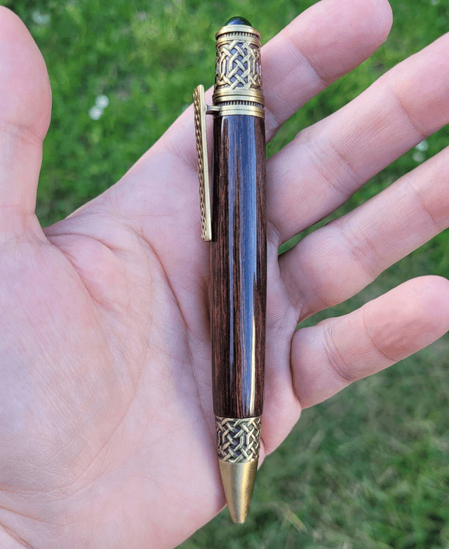 Stylo Morgane en ébène macassar