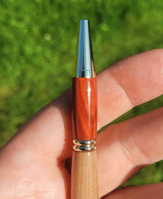 Stylo Teacher doré en red heart, ziricote et sorbier