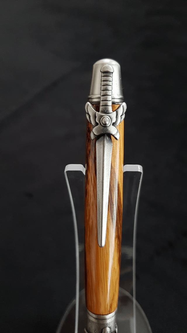 Stylo Arthur en bois serpent