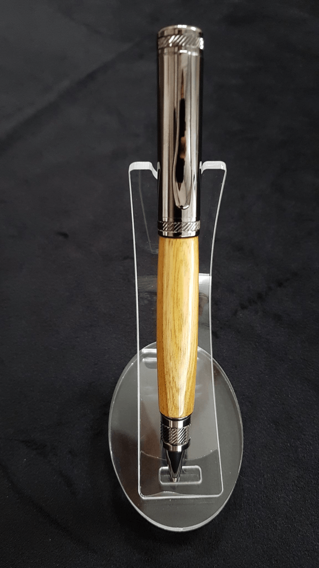 Stylo Magneto en bois d'arbre de judée